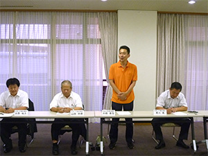 政策懇談会