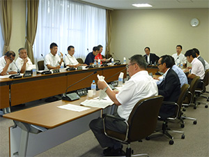 特別委員会