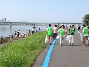 紀の川清掃