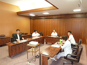 会派視察