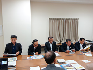 建設委員会視察