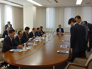 建設委員会三日目