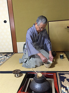 初釜