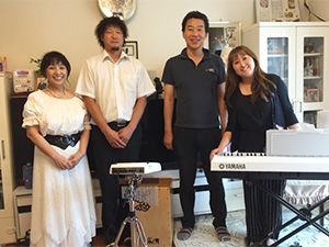音楽とコラボした議会報告会