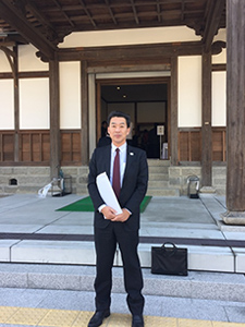 県議会