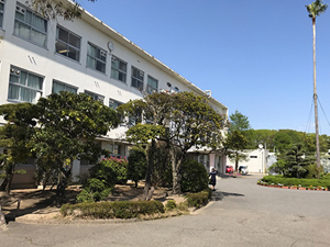 向陽高等学校