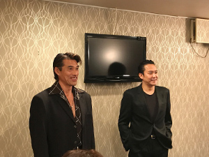 俳優の松田優さんと榊原利彦さん