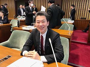 県議会開会