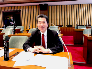 県議会