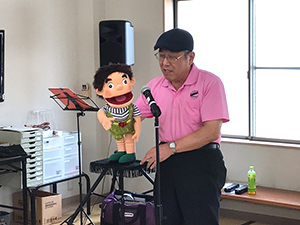 腹話術