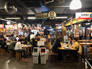 ひろめ市場