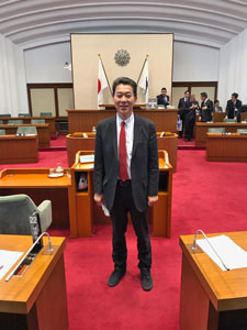 県議会