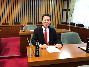 県議会