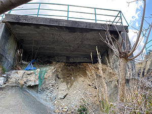 和歌浦高津子山の駐車場 土砂崩れ箇所