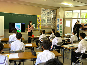 読み聞かせ