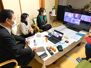 県議会報告会