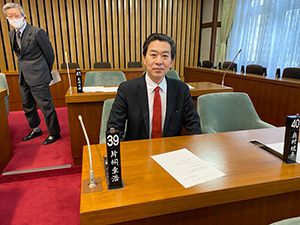 県議会閉会