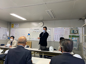 建設委員会