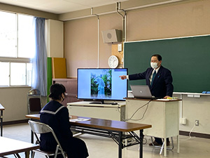 加太中学校の授業
