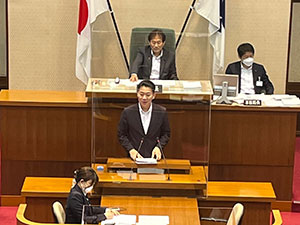 一般質問で登壇