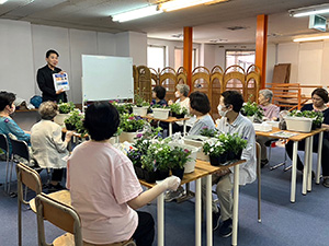 寄せ植えの会での挨拶