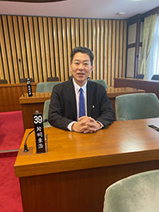 県議会