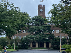 東京大学