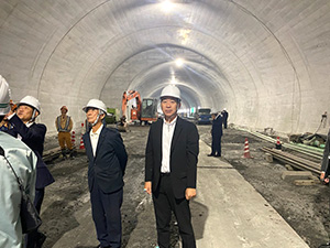 大滝トンネル工事現場の視察1
