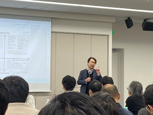 今後のエネルギー政策の動向についての講義