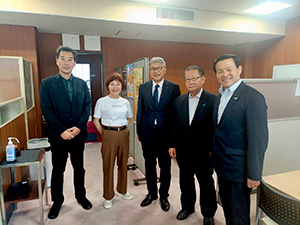 新知事初登庁