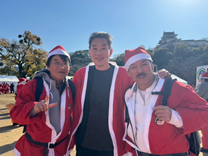 �a�̎R�T���^����