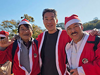 �a�̎R�T���^����