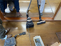 �T���h�~�̍�ƌ���