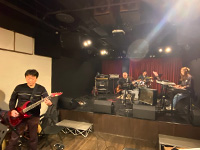 �R���T�[�g���̃��n�[�T��